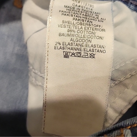 TRUE RELIGION HALLE HIGH RISE SKINNY JEANS
2 (26) - Picture 4 of 11